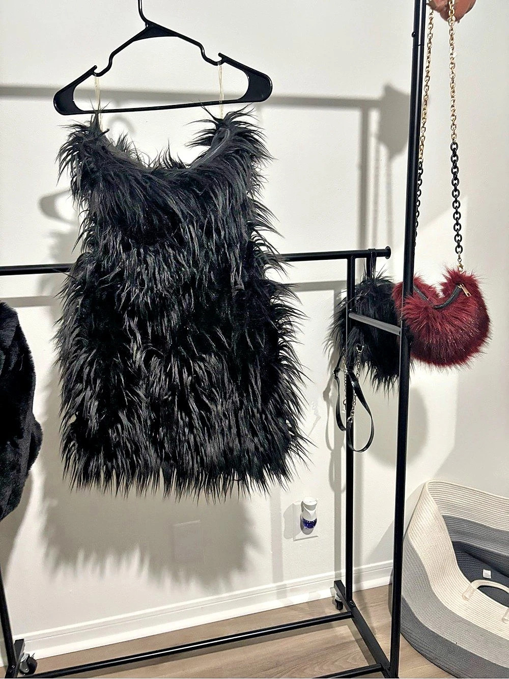 Hot & Delicious Faux Fur Body-con Strapless Dress in Black Size Large Like New